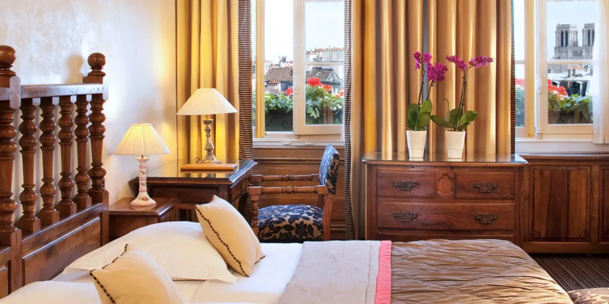 Suite 1 Left Bank Saint Germain Hotel Paris jpg