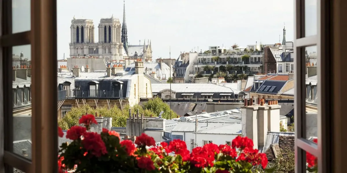 Suite view 5 Left Bank Saint Germain Hotel Paris jpg