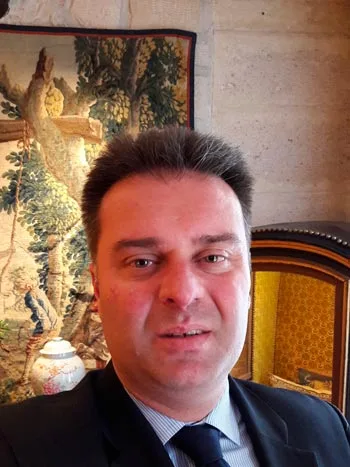 Christophe receptionniste jpg